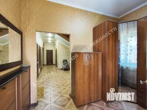 Дом 220м², 2-этажный, участок 5 сот.  