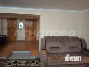 Дом 150м&sup2;, 2-этажный, участок 5 сот.  