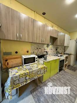 Дом 211м&sup2;, 2-этажный, участок 4 сот.  