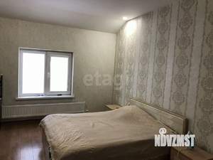 Дом 260м&sup2;, 2-этажный, участок 5 сот.  