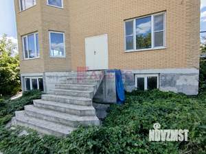 Дом 327м², 3-этажный, участок 6 сот.  