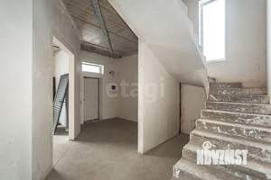 Дом 205м&sup2;, 2-этажный, участок 7 сот.  