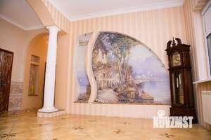 Дом 300м&sup2;, 2-этажный, участок 5 сот.  