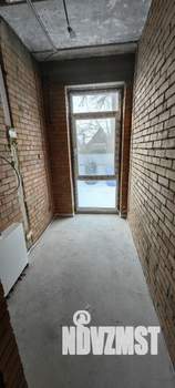 Дом 160м&sup2;, 2-этажный, участок 3 сот.  