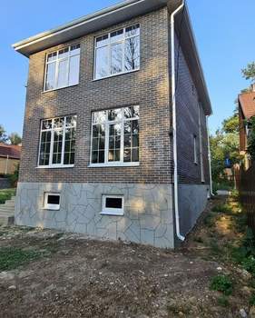 Дом 250м&sup2;, 2-этажный, участок 6 сот.  