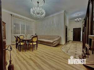 Дом 200м², 3-этажный, участок 4 сот.  