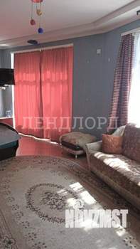 Дом 305м&sup2;, 2-этажный, участок 5 сот.  