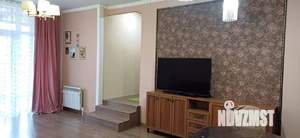 Дом 243м&sup2;, 2-этажный, участок 5 сот.  