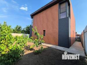 Дом 123м&sup2;, 2-этажный, участок 3 сот.  