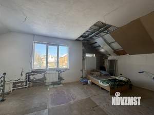 Дом 198м&sup2;, 2-этажный, участок 4 сот.  