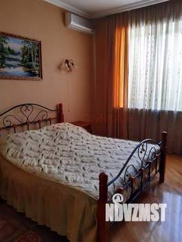 Дом 380м&sup2;, 3-этажный, участок 3 сот.  