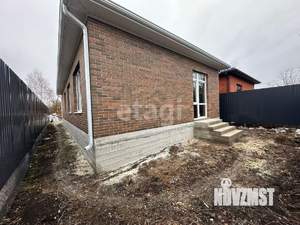 Дом 100м&sup2;, 1-этажный, участок 3 сот.  