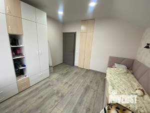 Дом 186м&sup2;, 2-этажный, участок 4 сот.  