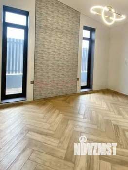 Дом 130м&sup2;, 1-этажный, участок 5 сот.  