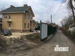 Дом 240м², 2-этажный, участок 6 сот.  