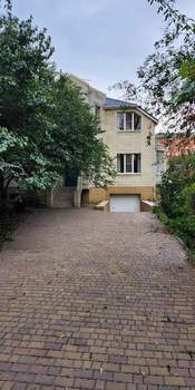 Дом 314м², 2-этажный, участок 6 сот.  