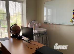 Дом 100м&sup2;, 2-этажный, участок 3 сот.  