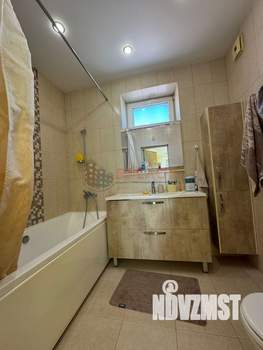 Дом 192м², 2-этажный, участок 3 сот.  