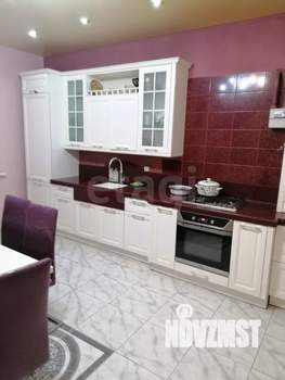 Дом 465м&sup2;, 2-этажный, участок 3 сот.  