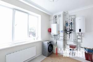 Дом 185м², 2-этажный, участок 4 сот.  