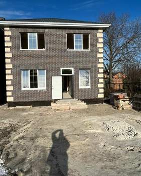 Дом 145м&sup2;, 2-этажный, участок 3 сот.  