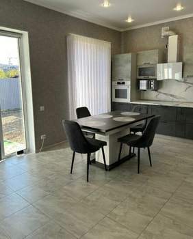 Дом 97м&sup2;, 1-этажный, участок 4 сот.  