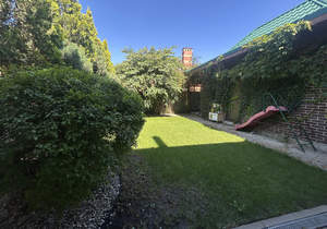 Дом 213м&sup2;, 3-этажный, участок 6 сот.  