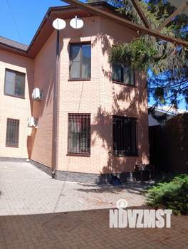 Дом 191м&sup2;, 3-этажный, участок 4 сот.  