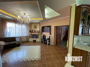 Дом 415м², 3-этажный, участок 5 сот.  