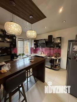 Дом 229м&sup2;, 2-этажный, участок 6 сот.  