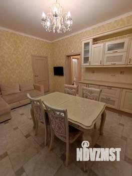 Дом 140м&sup2;, 2-этажный, участок 6 сот.  