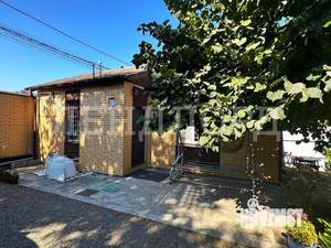 Дом 240м&sup2;, 2-этажный, участок 6 сот.  