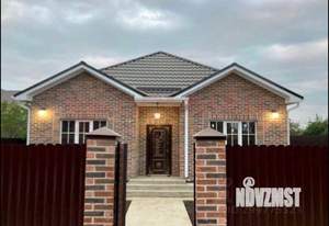 Дом 100м&sup2;, 1-этажный, участок 4 сот.  