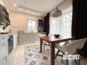 Дом 160м², 2-этажный, участок 6 сот.  