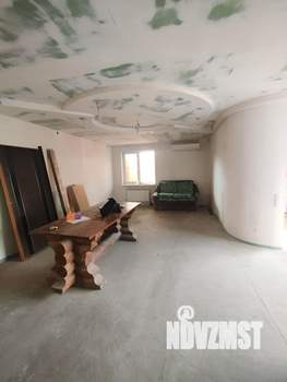 Коттедж 187м&sup2;, 2-этажный, участок 8 сот.  