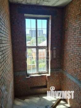 Дом 289м&sup2;, 2-этажный, участок 4 сот.  