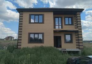 Дом 220м², 2-этажный, участок 5 сот.  