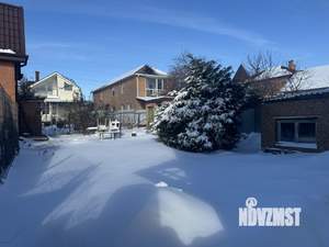 Дом 198м&sup2;, 2-этажный, участок 4 сот.  