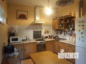 Дом 224м², 3-этажный, участок 4 сот.  