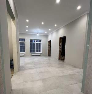 Дом 220м&sup2;, 2-этажный, участок 6 сот.  