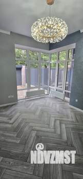 Дом 198м&sup2;, 2-этажный, участок 3 сот.  