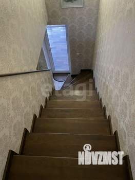 Дом 65м&sup2;, 2-этажный, участок 1 сот.  