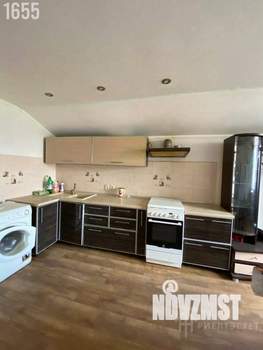 Дом 84м&sup2;, 2-этажный, участок 3 сот.  