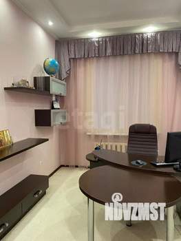 Дом 275м², 3-этажный, участок 3 сот.  
