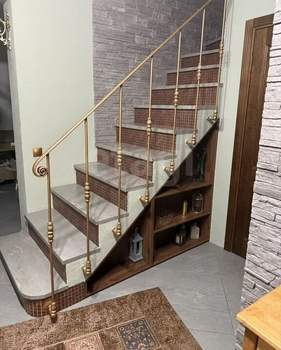 Дом 136м&sup2;, 3-этажный, участок 4 сот.  