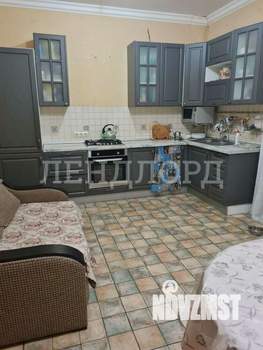 Дом 260м², 2-этажный, участок 7 сот.  