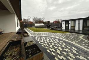 Дом 230м&sup2;, 2-этажный, участок 10 сот.  