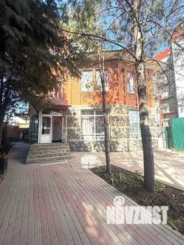 Дом 303м², 3-этажный, участок 508 сот.  