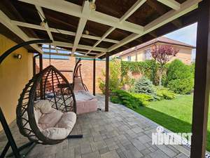 Дом 205м², 2-этажный, участок 9 сот.  