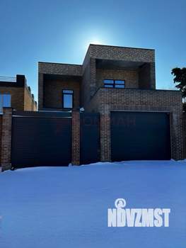 Дом 240м&sup2;, 3-этажный, участок 4 сот.  